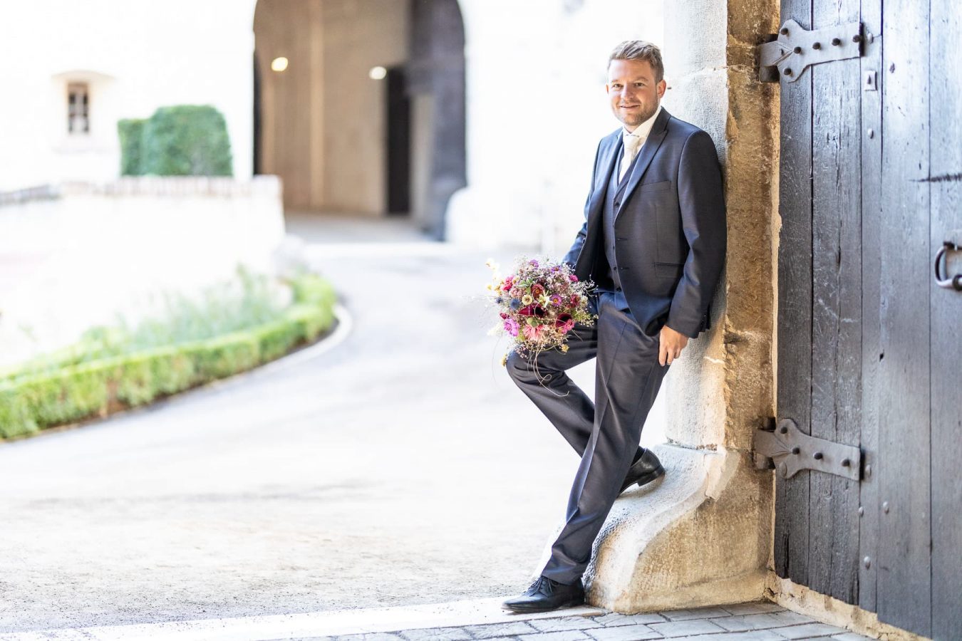 Hochzeitsfotograf, Burgenland, Kärnten, Burg Forchtenstein, Esterhazy, Rosalia, Klagenfurt, Vintage, Bräutigam