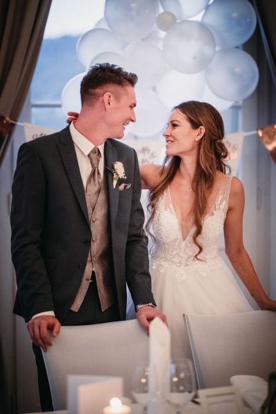 Hochzeitsfotografie, Hochzeitsfotograf, Heiraten, Hochzeitsreportage, Roman Huditsch Fotografie, Heiraten in Kärnten, Klagenfurt, Wörthersee, Maria Loretto, Schloss Maria Loretto, Hochzeitslocation, Traumhochzeit, Wedding, Wedding Photos Hochzeitsfotografie, Hochzeitsfotograf, Heiraten, Hochzeitsreportage, Roman Huditsch Fotografie, Heiraten in Kärnten, Klagenfurt, Wörthersee, Maria Loretto, Schloss Maria Loretto, Hochzeitslocation, Traumhochzeit, Wedding, Wedding Photos