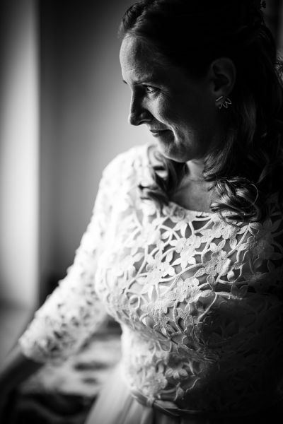 Maria Rojach, Kulturstadl, St. Paul, Lavanttal, Stift St. Paul, Wolfsberg, Hochzeit, Hochzeitsfotos, Hochzeitsfotograf, Paarfotos, Roman Huditsch, Klagenfurt, Kärnten, Wörthersee, Hochzeitsbilder, Wedding, Wedding Photographer, Trauung, Fotograf, Getting Ready Maria Rojach, Kulturstadl, St. Paul, Lavanttal, Stift St. Paul, Wolfsberg, Hochzeit, Hochzeitsfotos, Hochzeitsfotograf, Paarfotos, Roman Huditsch, Klagenfurt, Kärnten, Wörthersee, Hochzeitsbilder, Wedding, Wedding Photographer, Trauung, Fotograf, Getting Ready