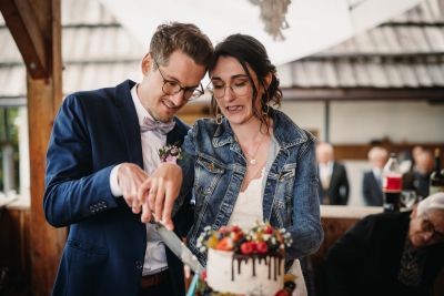 Suetschach, Feistritz, Rosental, Regenhochzeit, Begegnungszentrum Einspieler, Hochzeit, Hochzeitsfotos, Hochzeitsfotograf, Paarfotos, Roman Huditsch, Klagenfurt, Kärnten, Wörthersee, Hochzeitsbilder, Wedding, Wedding Photographer, Trauung, Fotograf Suetschach, Feistritz, Rosental, Regenhochzeit, Begegnungszentrum Einspieler, Hochzeit, Hochzeitsfotos, Hochzeitsfotograf, Paarfotos, Roman Huditsch, Klagenfurt, Kärnten, Wörthersee, Hochzeitsbilder, Wedding, Wedding Photographer, Trauung, Fotograf