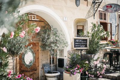 Art Boutique Hotel, Bürgerhaus, Burgenland, Himmelblau, Vintage Haus, Rust, Hochzeit, Hochzeitsfotos, Hochzeitsfotograf, Paarfotos, Roman Huditsch, Klagenfurt, Kärnten, Wörthersee, Hochzeitsbilder, Wedding, Wedding Photographer, Trauung, Fotograf Art Boutique Hotel, Bürgerhaus, Burgenland, Himmelblau, Vintage Haus, Rust, Hochzeit, Hochzeitsfotos, Hochzeitsfotograf, Paarfotos, Roman Huditsch, Klagenfurt, Kärnten, Wörthersee, Hochzeitsbilder, Wedding, Wedding Photographer, Trauung, Fotograf