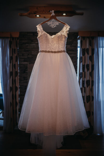 Gipfelhaus Magdalensberg, Magdalensberg, Hochzeit, Hochzeitsfotos, Hochzeitsfotograf, Paarfotos, Roman Huditsch, Klagenfurt, Kärnten, Wörthersee, Hochzeitsbilder, Wedding, Wedding Photographer, Trauung, Fotograf, Hochzeitsreportage, Winter, Winterhochzeit, Schnee, Getting Ready Gipfelhaus Magdalensberg, Magdalensberg, Hochzeit, Hochzeitsfotos, Hochzeitsfotograf, Paarfotos, Roman Huditsch, Klagenfurt, Kärnten, Wörthersee, Hochzeitsbilder, Wedding, Wedding Photographer, Trauung, Fotograf, Hochzeitsreportage, Winter, Winterhochzeit, Schnee, Getting Ready