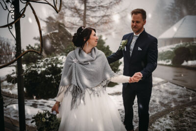 Gipfelhaus Magdalensberg, Magdalensberg, Hochzeit, Hochzeitsfotos, Hochzeitsfotograf, Paarfotos, Roman Huditsch, Klagenfurt, Kärnten, Wörthersee, Hochzeitsbilder, Wedding, Wedding Photographer, Trauung, Fotograf, Hochzeitsreportage, Winter, Winterhochzeit, Schnee, Paarfotos Gipfelhaus Magdalensberg, Magdalensberg, Hochzeit, Hochzeitsfotos, Hochzeitsfotograf, Paarfotos, Roman Huditsch, Klagenfurt, Kärnten, Wörthersee, Hochzeitsbilder, Wedding, Wedding Photographer, Trauung, Fotograf, Hochzeitsreportage, Winter, Winterhochzeit, Schnee, Paarfotos