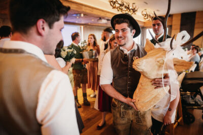 Gipfelhaus Magdalensberg, Magdalensberg, Hochzeit, Hochzeitsfotos, Hochzeitsfotograf, Paarfotos, Roman Huditsch, Klagenfurt, Kärnten, Wörthersee, Hochzeitsbilder, Wedding, Wedding Photographer, Trauung, Fotograf, Hochzeitsreportage, Berghochzeit Gipfelhaus Magdalensberg, Magdalensberg, Hochzeit, Hochzeitsfotos, Hochzeitsfotograf, Paarfotos, Roman Huditsch, Klagenfurt, Kärnten, Wörthersee, Hochzeitsbilder, Wedding, Wedding Photographer, Trauung, Fotograf, Hochzeitsreportage, Berghochzeit