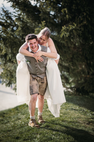 Gipfelhaus Magdalensberg, Magdalensberg, Hochzeit, Hochzeitsfotos, Hochzeitsfotograf, Paarfotos, Roman Huditsch, Klagenfurt, Kärnten, Wörthersee, Hochzeitsbilder, Wedding, Wedding Photographer, Trauung, Fotograf, Hochzeitsreportage, Berghochzeit Gipfelhaus Magdalensberg, Magdalensberg, Hochzeit, Hochzeitsfotos, Hochzeitsfotograf, Paarfotos, Roman Huditsch, Klagenfurt, Kärnten, Wörthersee, Hochzeitsbilder, Wedding, Wedding Photographer, Trauung, Fotograf, Hochzeitsreportage, Berghochzeit