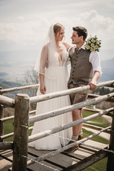 Gipfelhaus Magdalensberg, Magdalensberg, Hochzeit, Hochzeitsfotos, Hochzeitsfotograf, Paarfotos, Roman Huditsch, Klagenfurt, Kärnten, Wörthersee, Hochzeitsbilder, Wedding, Wedding Photographer, Trauung, Fotograf, Hochzeitsreportage, Berghochzeit Gipfelhaus Magdalensberg, Magdalensberg, Hochzeit, Hochzeitsfotos, Hochzeitsfotograf, Paarfotos, Roman Huditsch, Klagenfurt, Kärnten, Wörthersee, Hochzeitsbilder, Wedding, Wedding Photographer, Trauung, Fotograf, Hochzeitsreportage, Berghochzeit