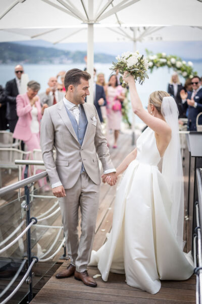 Pörtschach, Jilly Beach, Hochzeit, Hochzeitsfotos, Hochzeitsfotograf, Paarfotos, Roman Huditsch, Kärnten, Wörthersee, Hochzeitsbilder, Wedding, Wedding Photographer, Trauung, Fotograf, Hochzeitsreportage, Seehochzeit Pörtschach, Jilly Beach, Hochzeit, Hochzeitsfotos, Hochzeitsfotograf, Paarfotos, Roman Huditsch, Kärnten, Wörthersee, Hochzeitsbilder, Wedding, Wedding Photographer, Trauung, Fotograf, Hochzeitsreportage, Seehochzeit