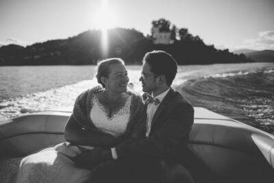 Paarshooting, Pärchenshooting, Paarfotos, Wörthersee, Seerundfahrt, Motorboot, Maria Wörth, Kärnten, Geschenk, Geburtstagsgeschenk, Roman Huditsch, Fotografie, romantisch Paarshooting, Pärchenshooting, Paarfotos, Wörthersee, Seerundfahrt, Motorboot, Maria Wörth, Kärnten, Geschenk, Geburtstagsgeschenk, Roman Huditsch, Fotografie, romantisch