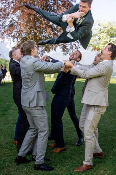 Villa Bergzauber, Oberösterreich, Hochzeit, Hochzeitsfotograf, Roman Huditsch Fotografie, Kärnten, Wörthersee, Klagenfurt, Hochzeitsfotos, Hochzeitslocation, Berghochzeit, Gruppenfotos Villa Bergzauber, Oberösterreich, Hochzeit, Hochzeitsfotograf, Roman Huditsch Fotografie, Kärnten, Wörthersee, Klagenfurt, Hochzeitsfotos, Hochzeitslocation, Berghochzeit, Gruppenfotos