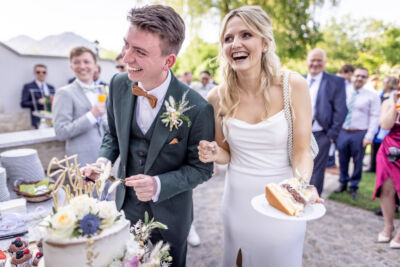 Villa Bergzauber, Oberösterreich, Hochzeit, Hochzeitsfotograf, Roman Huditsch Fotografie, Kärnten, Wörthersee, Klagenfurt, Hochzeitsfotos, Hochzeitslocation, Berghochzeit, Sektempfang, Hochzeitstorte, Tortenanschnitt Villa Bergzauber, Oberösterreich, Hochzeit, Hochzeitsfotograf, Roman Huditsch Fotografie, Kärnten, Wörthersee, Klagenfurt, Hochzeitsfotos, Hochzeitslocation, Berghochzeit, Sektempfang, Hochzeitstorte, Tortenanschnitt