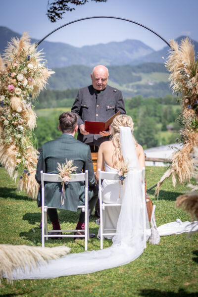 Villa Bergzauber, Oberösterreich, Hochzeit, Hochzeitsfotograf, Roman Huditsch Fotografie, Kärnten, Wörthersee, Klagenfurt, Hochzeitsfotos, Hochzeitslocation, Berghochzeit, Trauung, Trauung im Freien Villa Bergzauber, Oberösterreich, Hochzeit, Hochzeitsfotograf, Roman Huditsch Fotografie, Kärnten, Wörthersee, Klagenfurt, Hochzeitsfotos, Hochzeitslocation, Berghochzeit, Trauung, Trauung im Freien