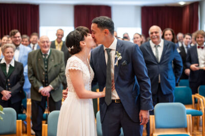 Feldkirchen, Amthof, Hochzeitsfotos, Hochzeitsfotograf, Hochzeit, Fotograf, Kärnten, Wörthersee, Roman Huditsch Fotografie, Hochzeitsreportage, Vintage, Boho, Paarshooting, Brautpaar, Brautpaarshooting, Hochzeitslocation, Standesamt Feldkirchen, Amthof, Hochzeitsfotos, Hochzeitsfotograf, Hochzeit, Fotograf, Kärnten, Wörthersee, Roman Huditsch Fotografie, Hochzeitsreportage, Vintage, Boho, Paarshooting, Brautpaar, Brautpaarshooting, Hochzeitslocation, Standesamt