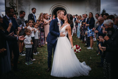 Hochzeitsfotos, Hochzeitsfotograf, Hochzeit, Fotograf, Kärnten, Wörthersee, Roman Huditsch Fotografie, Hochzeitsreportage, Vintage, Boho, Paarshooting, Brautpaar, Brautpaarshooting, Hochzeitslocation, kroatische Hochzeit, Thon7, Hemmaberg, Trauung Hochzeitsfotos, Hochzeitsfotograf, Hochzeit, Fotograf, Kärnten, Wörthersee, Roman Huditsch Fotografie, Hochzeitsreportage, Vintage, Boho, Paarshooting, Brautpaar, Brautpaarshooting, Hochzeitslocation, kroatische Hochzeit, Thon7, Hemmaberg, Trauung