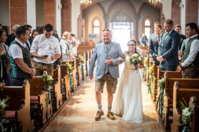 Villach, Hochzeitsfotos, Hochzeitsfotograf, Hochzeit, Fotograf, Kärnten, Wörthersee, Roman Huditsch Fotografie, Hochzeitsreportage, Vintage, Boho, Reportage, Fotoreportage, Trauung, Kirchliche Trauung, Nikolaikirche Villach, Hochzeitsfotos, Hochzeitsfotograf, Hochzeit, Fotograf, Kärnten, Wörthersee, Roman Huditsch Fotografie, Hochzeitsreportage, Vintage, Boho, Reportage, Fotoreportage, Trauung, Kirchliche Trauung, Nikolaikirche