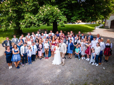 Villach, Hochzeitsfotos, Hochzeitsfotograf, Hochzeit, Fotograf, Kärnten, Wörthersee, Roman Huditsch Fotografie, Hochzeitsreportage, Vintage, Boho, Gruppenfoto Villach, Hochzeitsfotos, Hochzeitsfotograf, Hochzeit, Fotograf, Kärnten, Wörthersee, Roman Huditsch Fotografie, Hochzeitsreportage, Vintage, Boho, Gruppenfoto