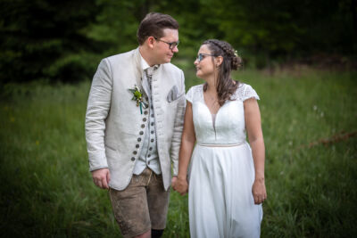 Villach, Hochzeitsfotos, Hochzeitsfotograf, Hochzeit, Fotograf, Kärnten, Wörthersee, Roman Huditsch Fotografie, Hochzeitsreportage, Vintage, Boho, Paarfotos, Brautpaar, Brautpaarshooting, Romantik, Natur Villach, Hochzeitsfotos, Hochzeitsfotograf, Hochzeit, Fotograf, Kärnten, Wörthersee, Roman Huditsch Fotografie, Hochzeitsreportage, Vintage, Boho, Paarfotos, Brautpaar, Brautpaarshooting, Romantik, Natur