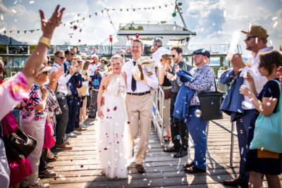 Hochzeitsfotos, Hochzeitsfotograf, Hochzeit, Fotograf, Kärnten, Wörthersee, Klagenfurt, Ruderverein, Albatros, Schifffahrt, Roman Huditsch Fotografie, Hochzeitsreportage, Vintage, Boho, Reportage, Fotoreportage Hochzeitsfotos, Hochzeitsfotograf, Hochzeit, Fotograf, Kärnten, Wörthersee, Klagenfurt, Ruderverein, Albatros, Schifffahrt, Roman Huditsch Fotografie, Hochzeitsreportage, Vintage, Boho, Reportage, Fotoreportage