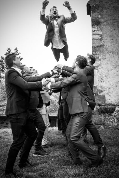 Hochzeitsfotos, Hochzeitsfotograf, Hochzeit, Fotograf, Kärnten, Wörthersee, Magdalensberg, Berghochzeit, Gipfelhaus, Skorianz, Roman Huditsch Fotografie, Hochzeitsreportage, Vintage, Boho, Reportage, Fotoreportage Hochzeitsfotos, Hochzeitsfotograf, Hochzeit, Fotograf, Kärnten, Wörthersee, Magdalensberg, Berghochzeit, Gipfelhaus, Skorianz, Roman Huditsch Fotografie, Hochzeitsreportage, Vintage, Boho, Reportage, Fotoreportage