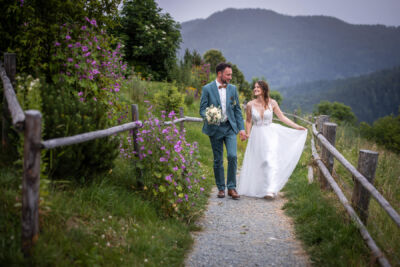 Hochzeitsfotos, Hochzeitsfotograf, Hochzeit, Fotograf, Kärnten, Wörthersee, Magdalensberg, Berghochzeit, Gipfelhaus, Skorianz, Roman Huditsch Fotografie, Hochzeitsreportage, Vintage, Boho, Reportage, Fotoreportage Hochzeitsfotos, Hochzeitsfotograf, Hochzeit, Fotograf, Kärnten, Wörthersee, Magdalensberg, Berghochzeit, Gipfelhaus, Skorianz, Roman Huditsch Fotografie, Hochzeitsreportage, Vintage, Boho, Reportage, Fotoreportage