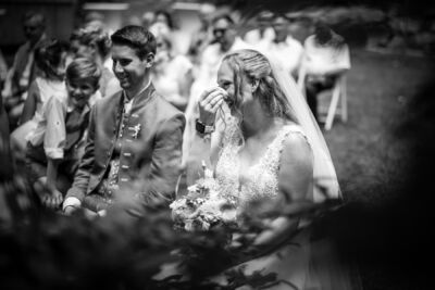 Hochzeitsfotos, Hochzeitsfotograf, Hochzeit, Fotograf, Kärnten, Wörthersee, Reiterhof Stückler, Wolfsberg, St. Margarethen, Roman Huditsch Fotografie, Hochzeitsreportage, Vintage, Boho, Reportage, Fotoreportage, freie Trauung, freie Zeremonie Hochzeitsfotos, Hochzeitsfotograf, Hochzeit, Fotograf, Kärnten, Wörthersee, Reiterhof Stückler, Wolfsberg, St. Margarethen, Roman Huditsch Fotografie, Hochzeitsreportage, Vintage, Boho, Reportage, Fotoreportage, freie Trauung, freie Zeremonie