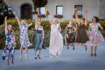 Hochzeitsfotos, Hochzeitsfotograf, Hochzeit, Fotograf, Kärnten, Wörthersee, Reiterhof Stückler, Wolfsberg, St. Margarethen, Roman Huditsch Fotografie, Hochzeitsreportage, Vintage, Boho, Reportage, Fotoreportage, Gruppenfotos Hochzeitsfotos, Hochzeitsfotograf, Hochzeit, Fotograf, Kärnten, Wörthersee, Reiterhof Stückler, Wolfsberg, St. Margarethen, Roman Huditsch Fotografie, Hochzeitsreportage, Vintage, Boho, Reportage, Fotoreportage, Gruppenfotos