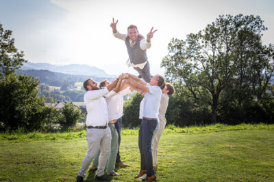 Hochzeitsfotos, Hochzeitsfotograf, Hochzeit, Fotograf, Kärnten, Wörthersee, Lillis Feststadl, Feldkirchen, Klein St. Veit, Roman Huditsch Fotografie, Hochzeitsreportage, Vintage, Boho, Reportage, Fotoreportage, Gruppenfotos