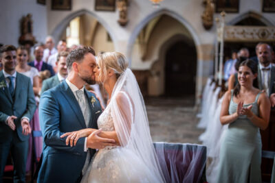Hochzeitsfotos, Hochzeitsfotograf, Hochzeit, Fotograf, Kärnten, Wörthersee, Maria Rojach, Lavantal, Roman Huditsch Fotografie, Hochzeitsreportage, Vintage, Boho, Reportage, Fotoreportage, Trauung, Kirche Hochzeitsfotos, Hochzeitsfotograf, Hochzeit, Fotograf, Kärnten, Wörthersee, Maria Rojach, Lavantal, Roman Huditsch Fotografie, Hochzeitsreportage, Vintage, Boho, Reportage, Fotoreportage, Trauung, Kirche