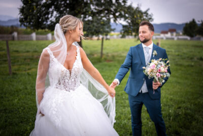 Hochzeitsfotos, Hochzeitsfotograf, Hochzeit, Fotograf, Kärnten, Wörthersee, Maria Rojach, Lavantal, Roman Huditsch Fotografie, Hochzeitsreportage, Vintage, Boho, Reportage, Fotoreportage, Paarfotos Hochzeitsfotos, Hochzeitsfotograf, Hochzeit, Fotograf, Kärnten, Wörthersee, Maria Rojach, Lavantal, Roman Huditsch Fotografie, Hochzeitsreportage, Vintage, Boho, Reportage, Fotoreportage, Paarfotos