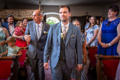 Hochzeitsfotos, Hochzeitsfotograf, Hochzeit, Fotograf, Kärnten, Wörthersee, Lillis Feststadl, Feldkirchen, Klein St. Veit, Roman Huditsch Fotografie, Hochzeitsreportage, Vintage, Boho, Reportage, Fotoreportage, Trauung, Kirche