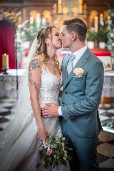 Schloss Wolfsberg, Schloss, Rektoratskirche, Lavanttal, Wolfsberg, Hochzeitsfotografie, Hochzeitsfotos, Hochzeitsfotograf, Hochzeit, Fotograf, Kärnten, Wörthersee, Roman Huditsch Fotografie, Hochzeitsreportage Schloss Wolfsberg, Schloss, Rektoratskirche, Lavanttal, Wolfsberg, Hochzeitsfotografie, Hochzeitsfotos, Hochzeitsfotograf, Hochzeit, Fotograf, Kärnten, Wörthersee, Roman Huditsch Fotografie, Hochzeitsreportage