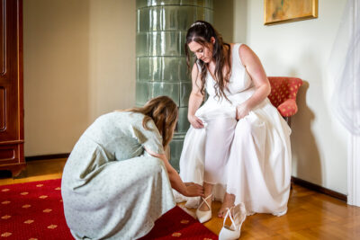 Schlossgut Gundersdorf, Klagenfurt, Gundersdorf, Schloss, Hochzeitsfotografie, Hochzeitsfotos, Hochzeitsfotograf, Hochzeit, Fotograf, Kärnten, Wörthersee, Roman Huditsch Fotografie, Hochzeitsreportage, Getting Ready Schlossgut Gundersdorf, Klagenfurt, Gundersdorf, Schloss, Hochzeitsfotografie, Hochzeitsfotos, Hochzeitsfotograf, Hochzeit, Fotograf, Kärnten, Wörthersee, Roman Huditsch Fotografie, Hochzeitsreportage, Getting Ready